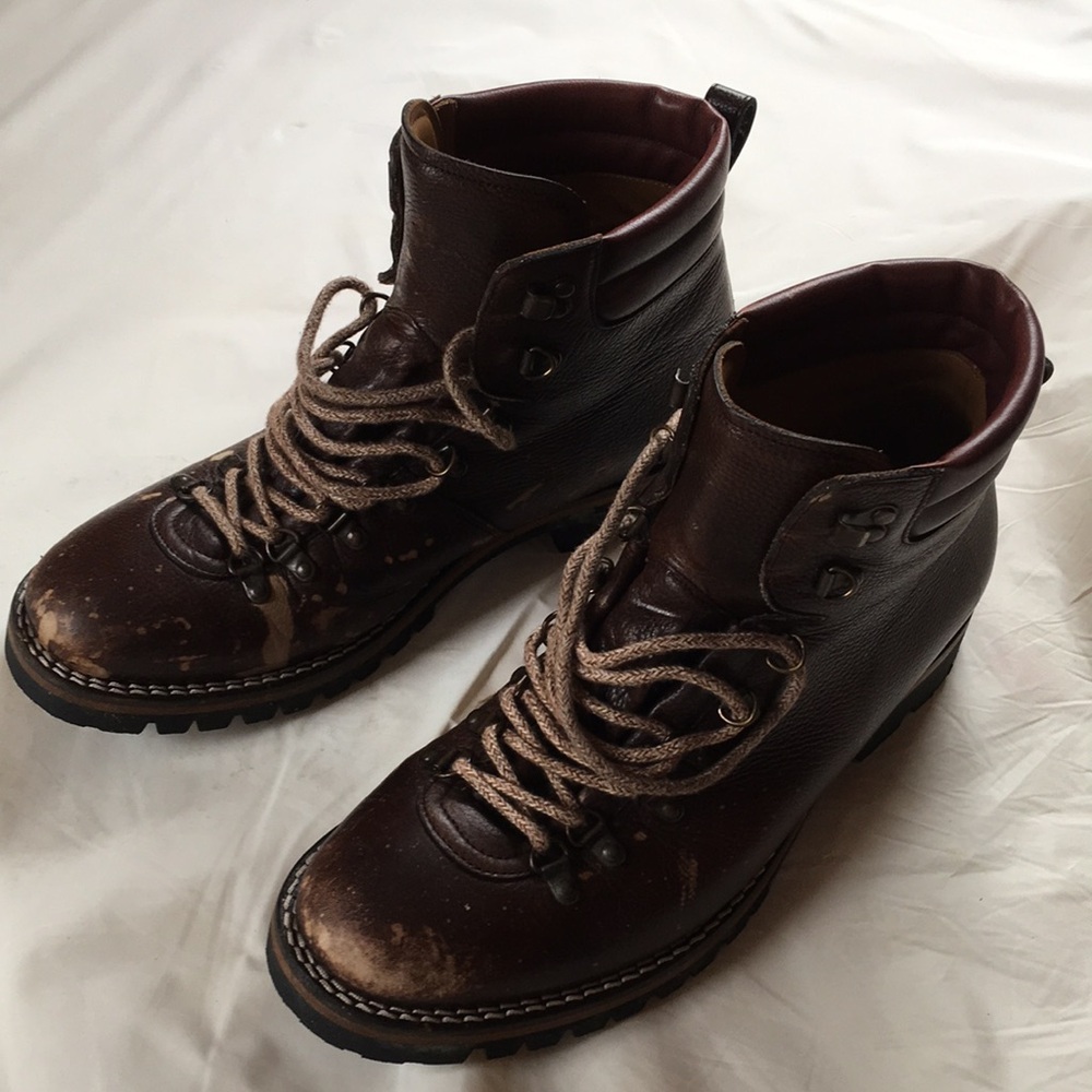 Hiking boot